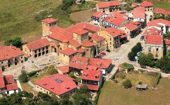 Posada Santa Juliana Santillana del Mar Exterior foto